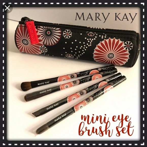 Travel Brush Set with Bag